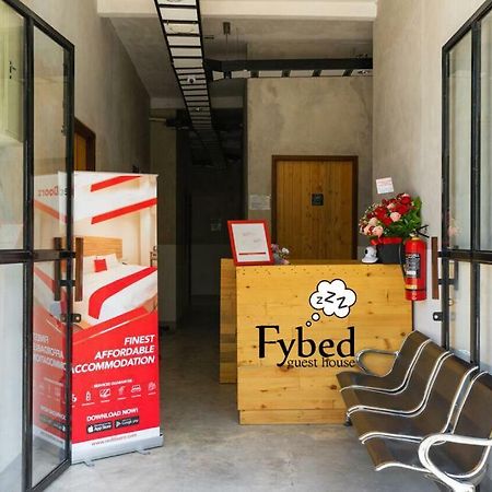 Fybed Aparthotel Semarang Exterior foto