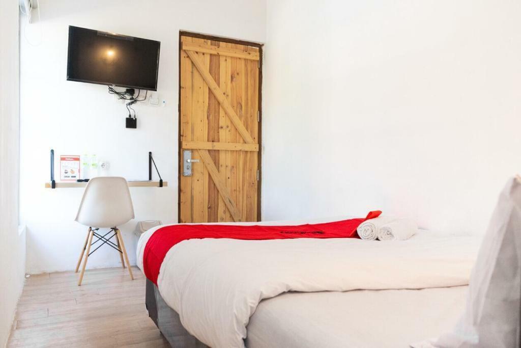 Fybed Aparthotel Semarang Exterior foto