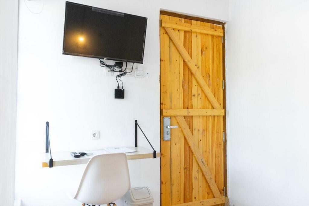 Fybed Aparthotel Semarang Exterior foto